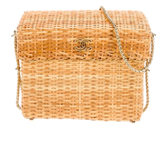 Rare Authentic CHANEL Beige Wicker Bag Comes with Box, Authenticity Card & Box - Picture 4 of 7